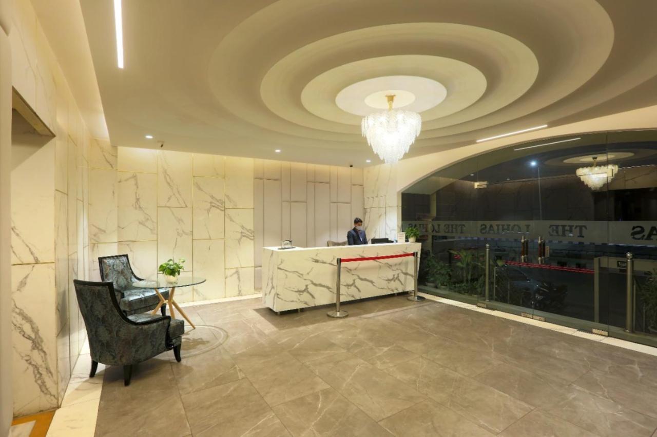 Hotel Lohias Delhi Airport Нью-Дели Экстерьер фото